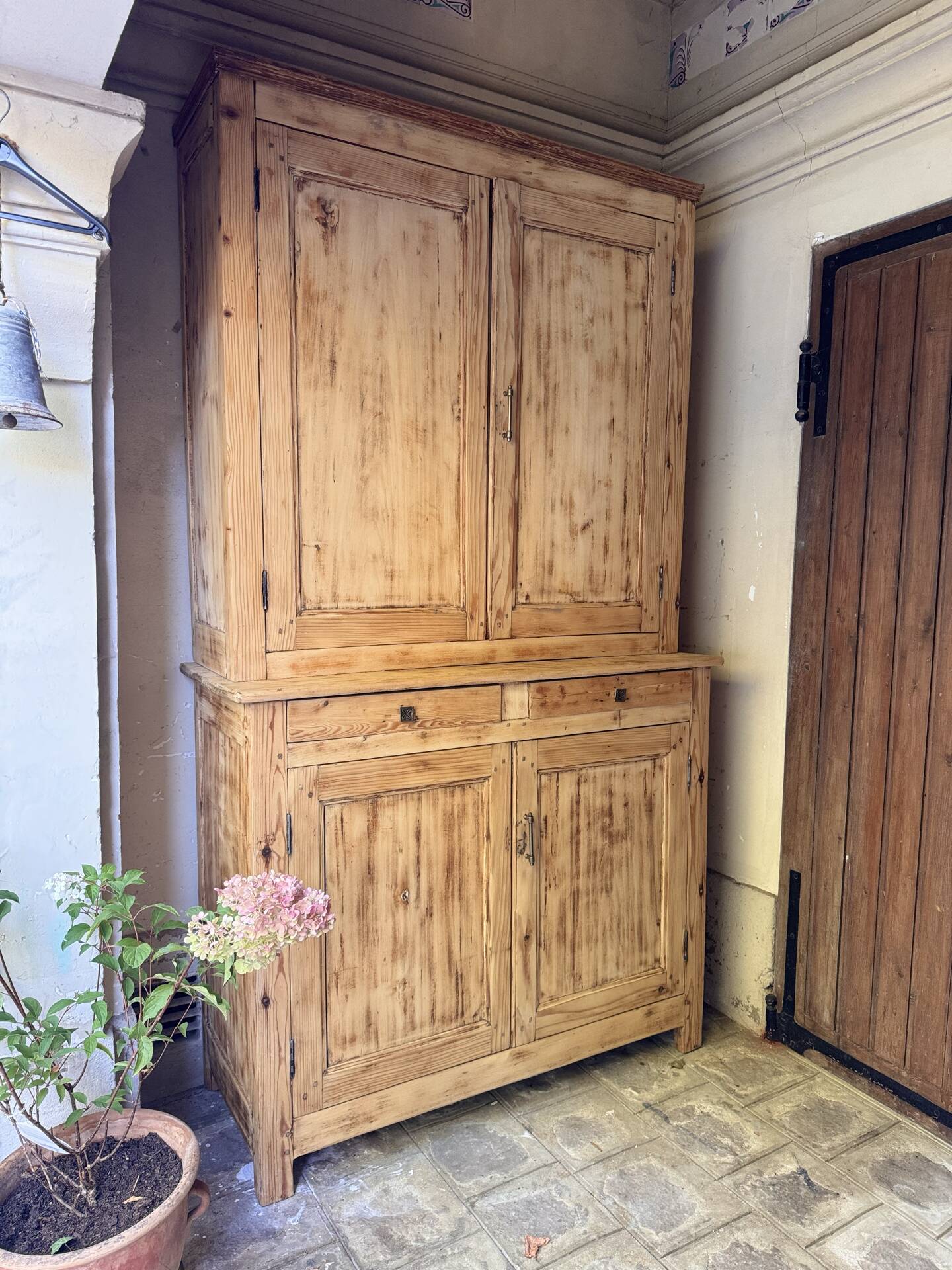 Very rustic