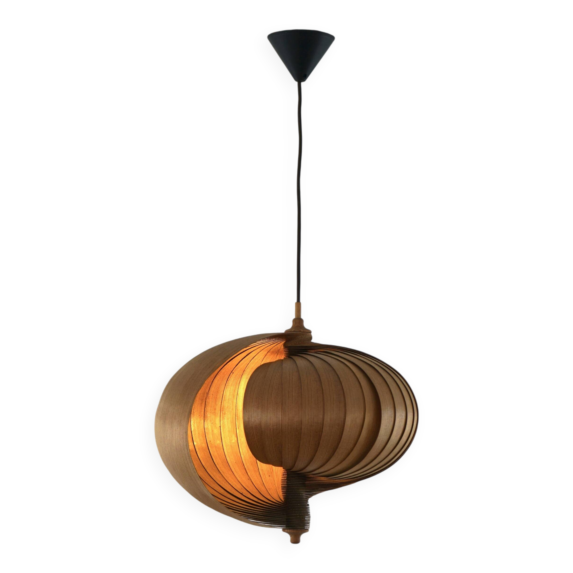 Lampe de plafond Nautilus en bois attribuée à Hans Agne Jakobsson, années 1960.