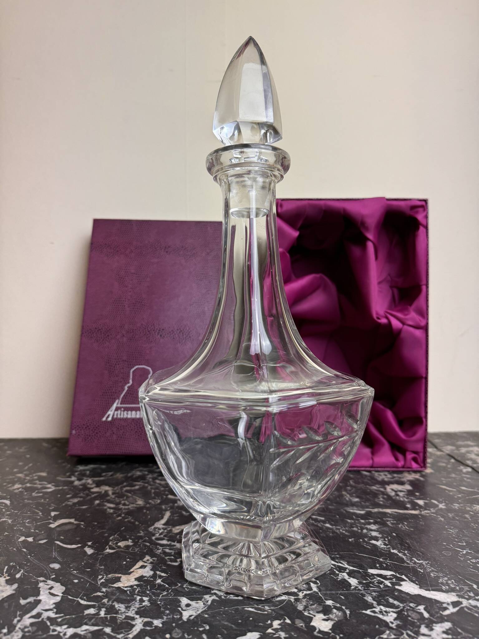 Cristal de Lorraine: wine carafe with original box