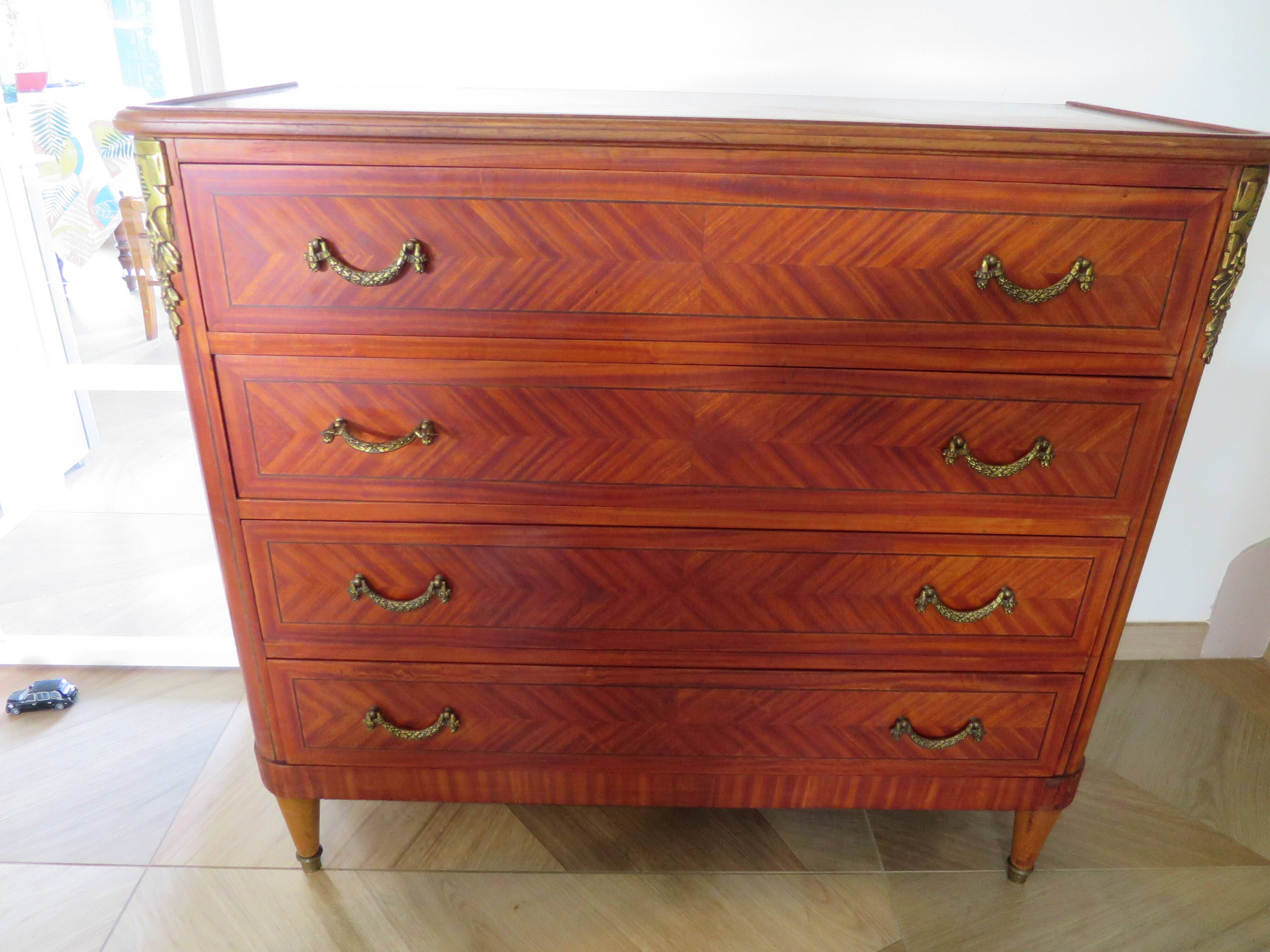 Louis XVI chest of drawers - Bronze - Butterfly wood veneer marquetry - 1930