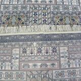Tapis oriental laine nouée à la main motif floral 185x276cm