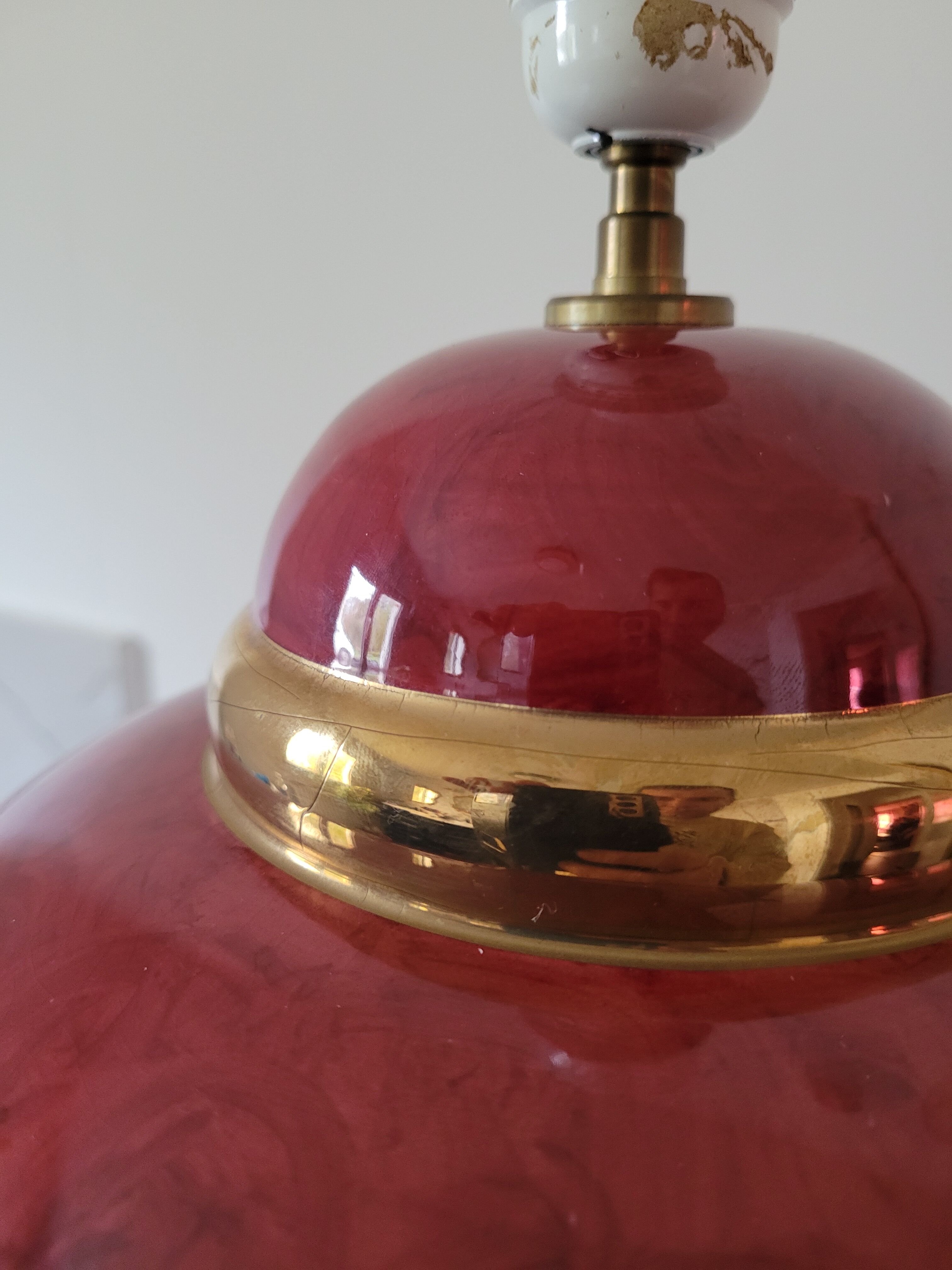 Rondo lamp by Kostka in cracked ceramic