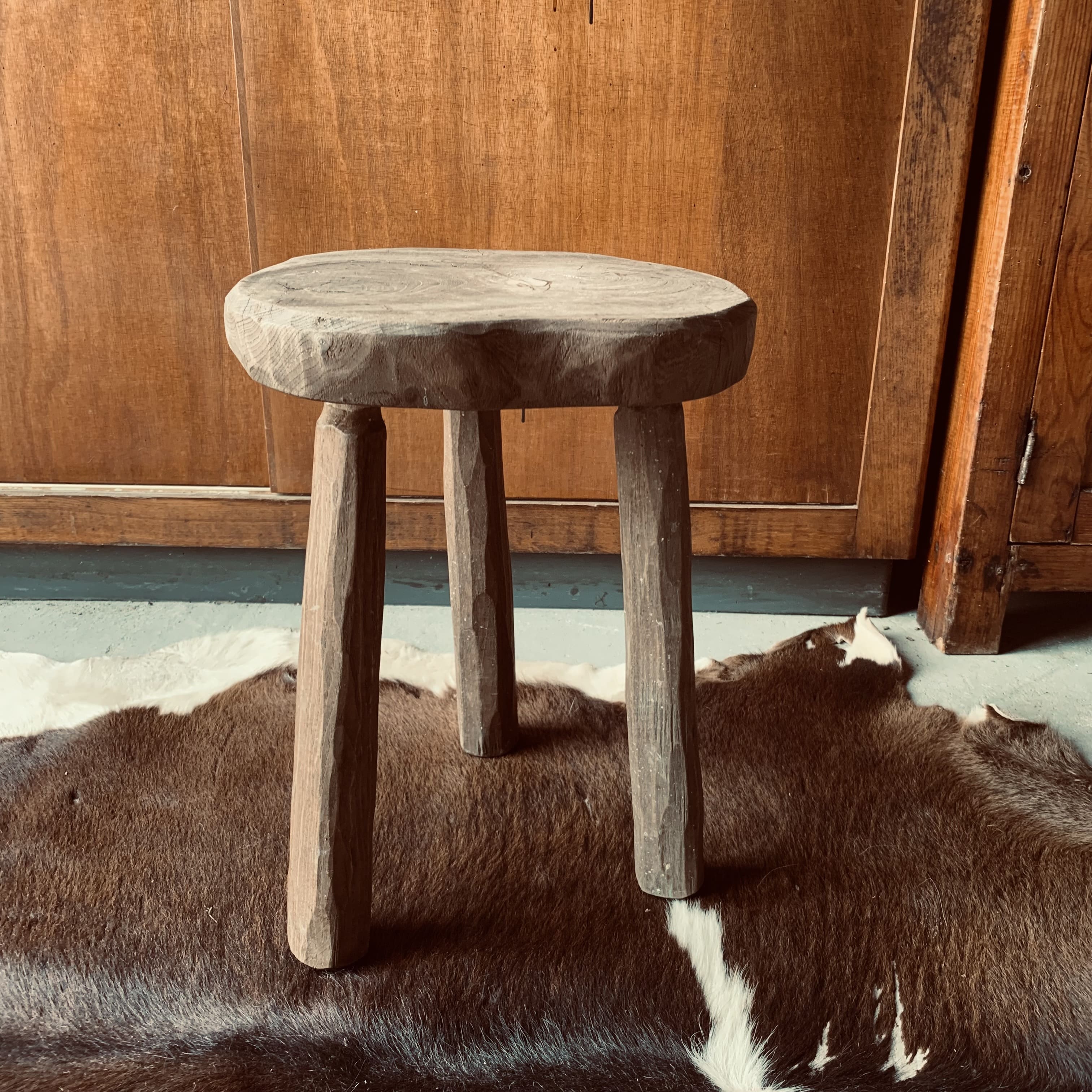 Tripod stool