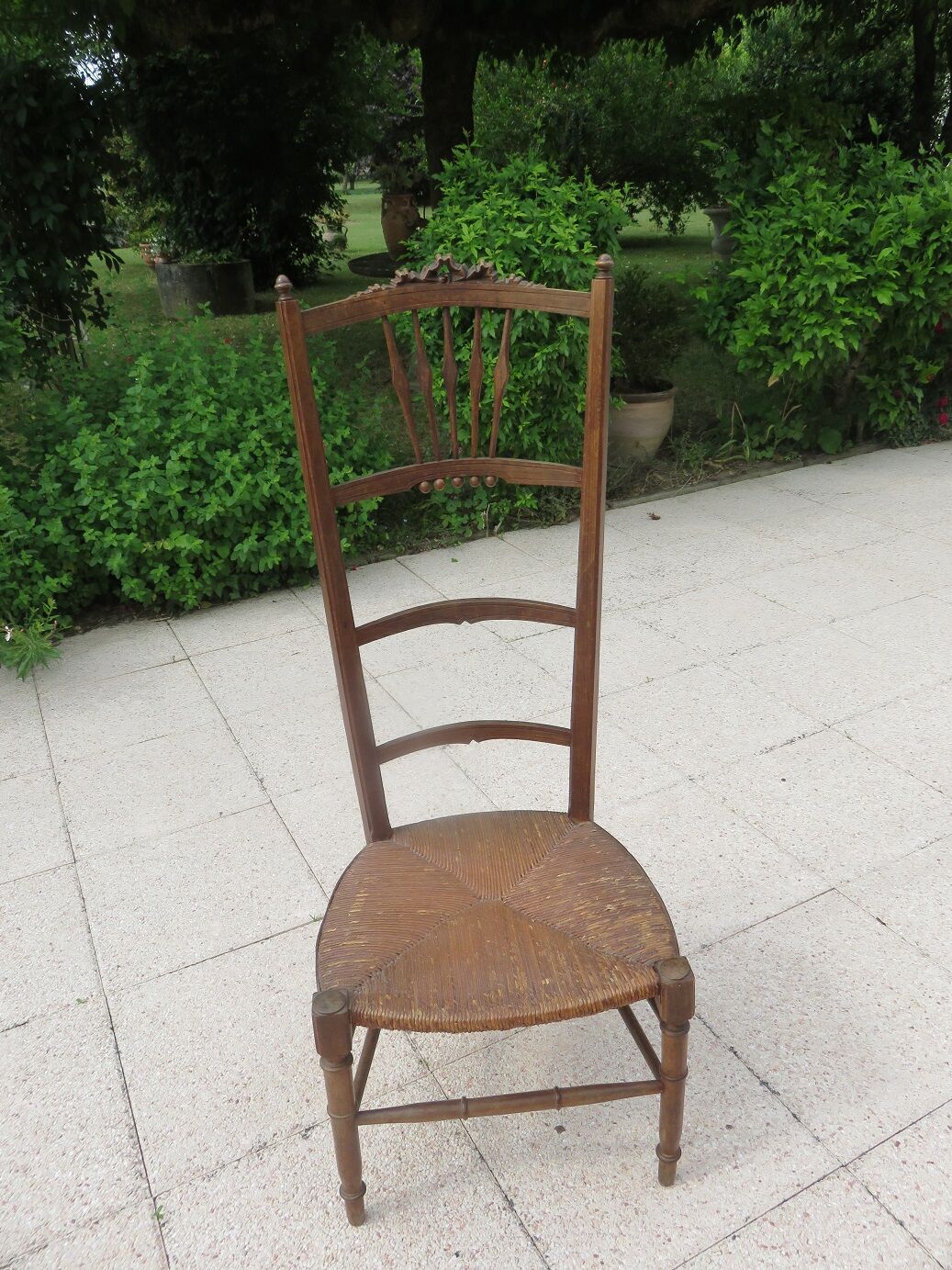 Provenal nurse chair