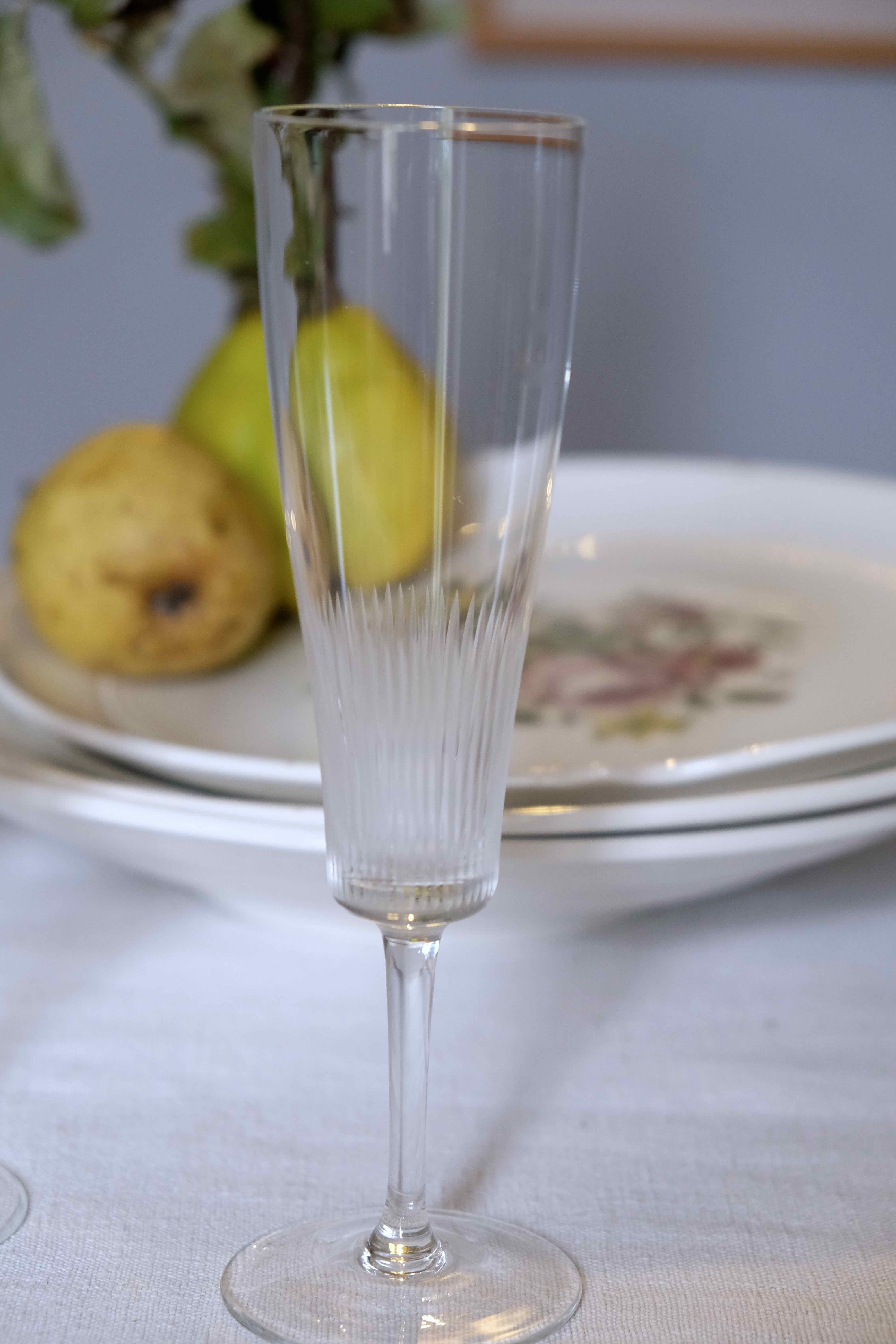 Series of 5 in fine old Crystal champagne flutes, blown mouth of the time napoleon