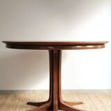 Danish dining table in rosewood.