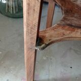 Bolster pedestal table