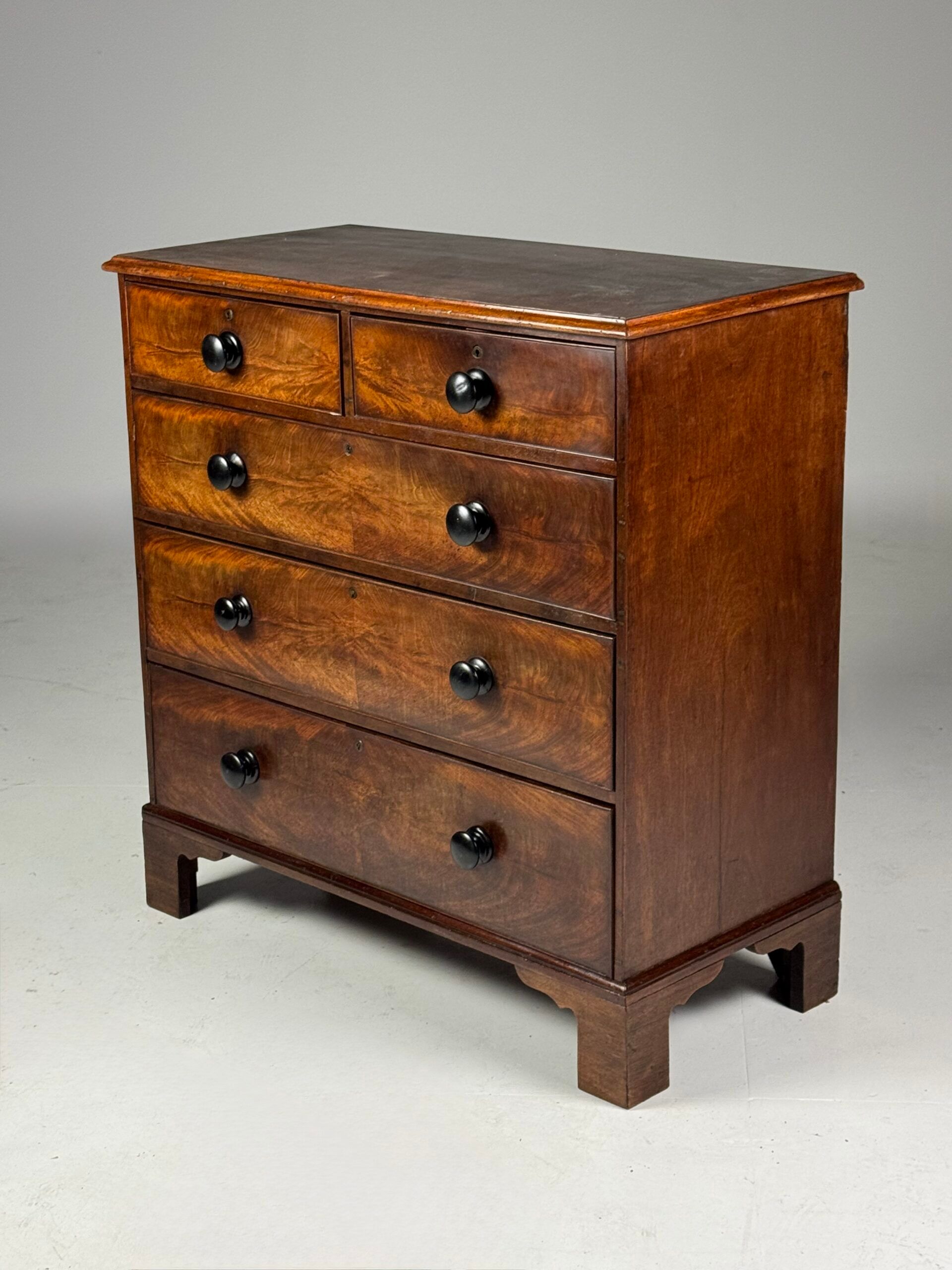 Commode en acajou, 19ème siècle