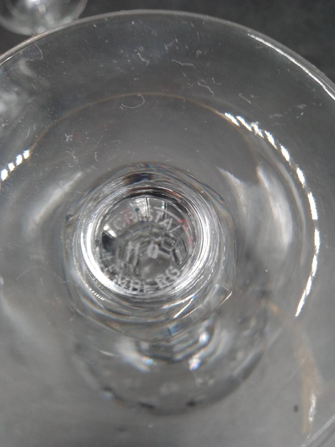 6 Wine glasses in cut crystal from Lorraine LEMBERG model NORA H 18 cm