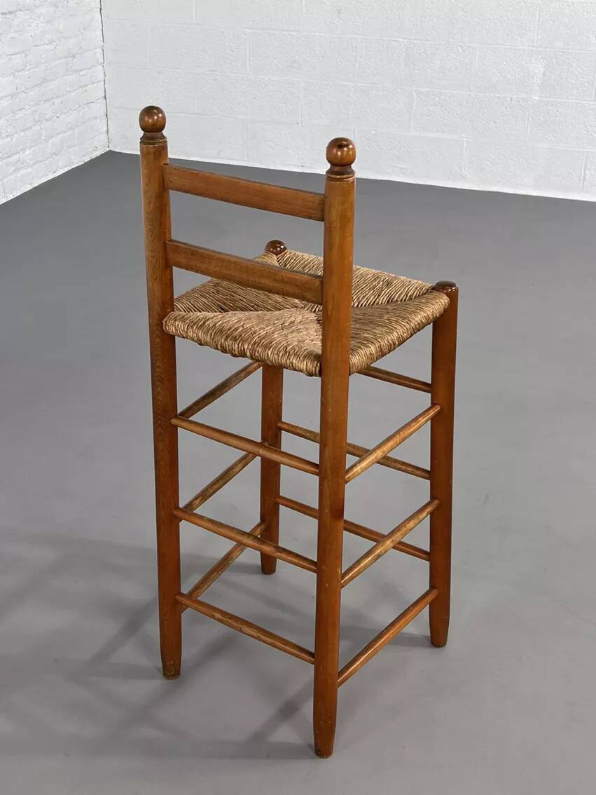 Set of 4 50s bar stools in wood and woven straw seat