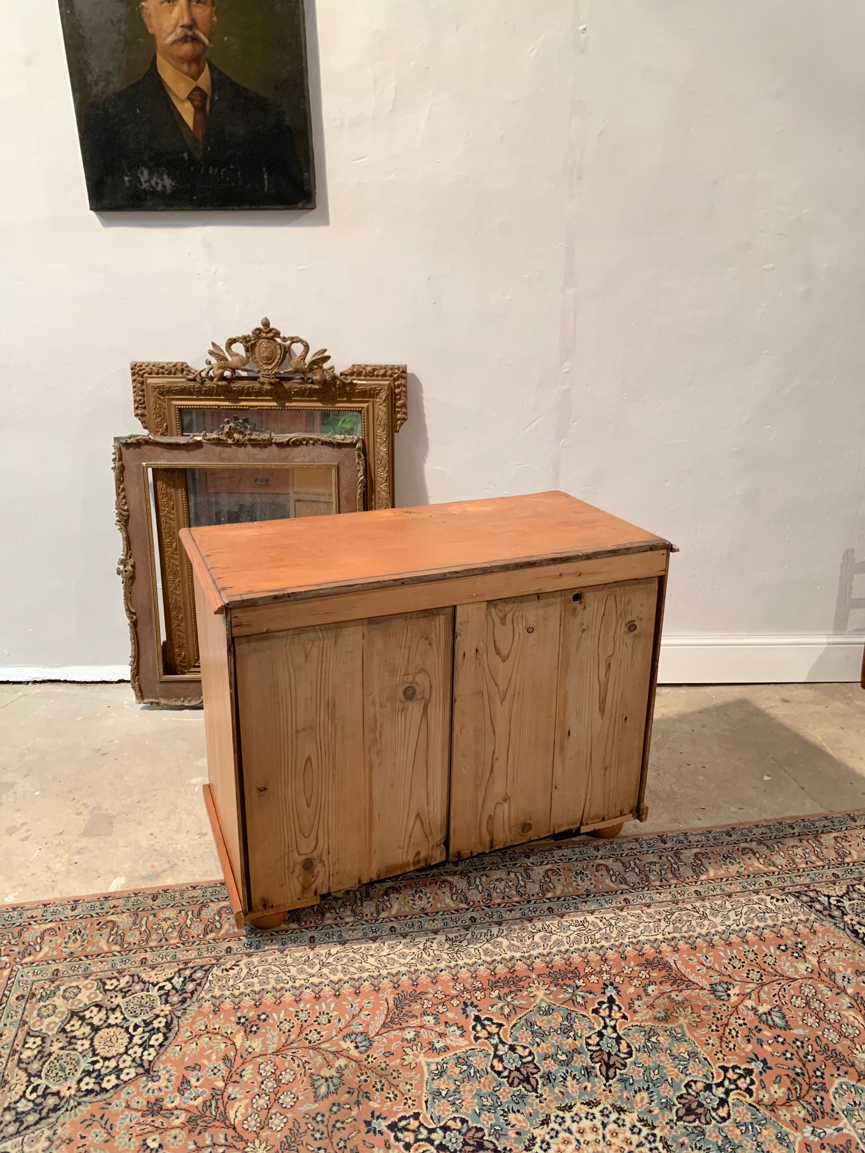 Commode anglaise vintage