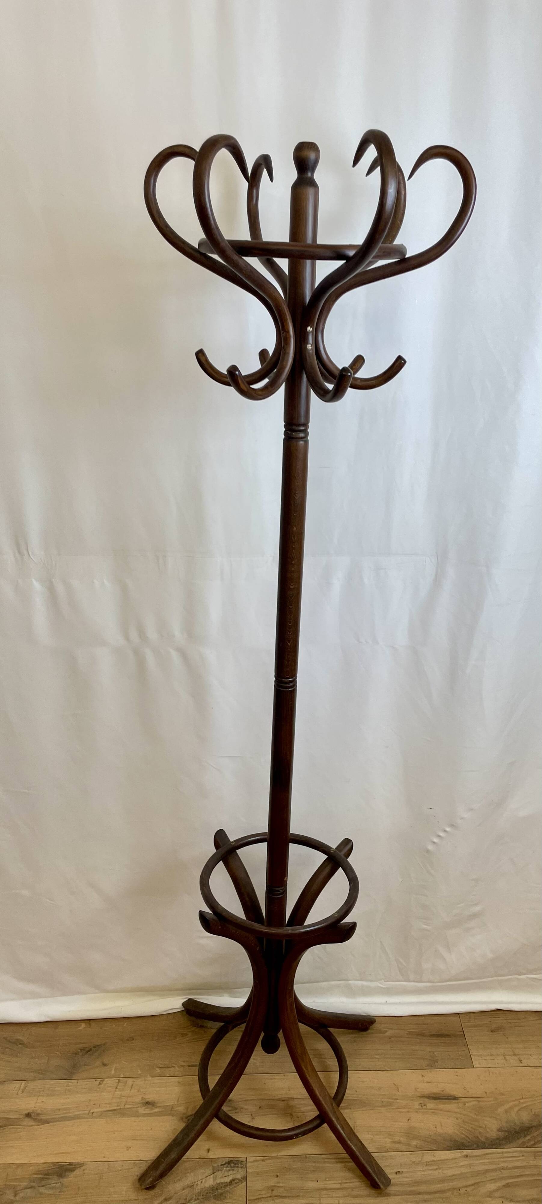 Parrot coat rack