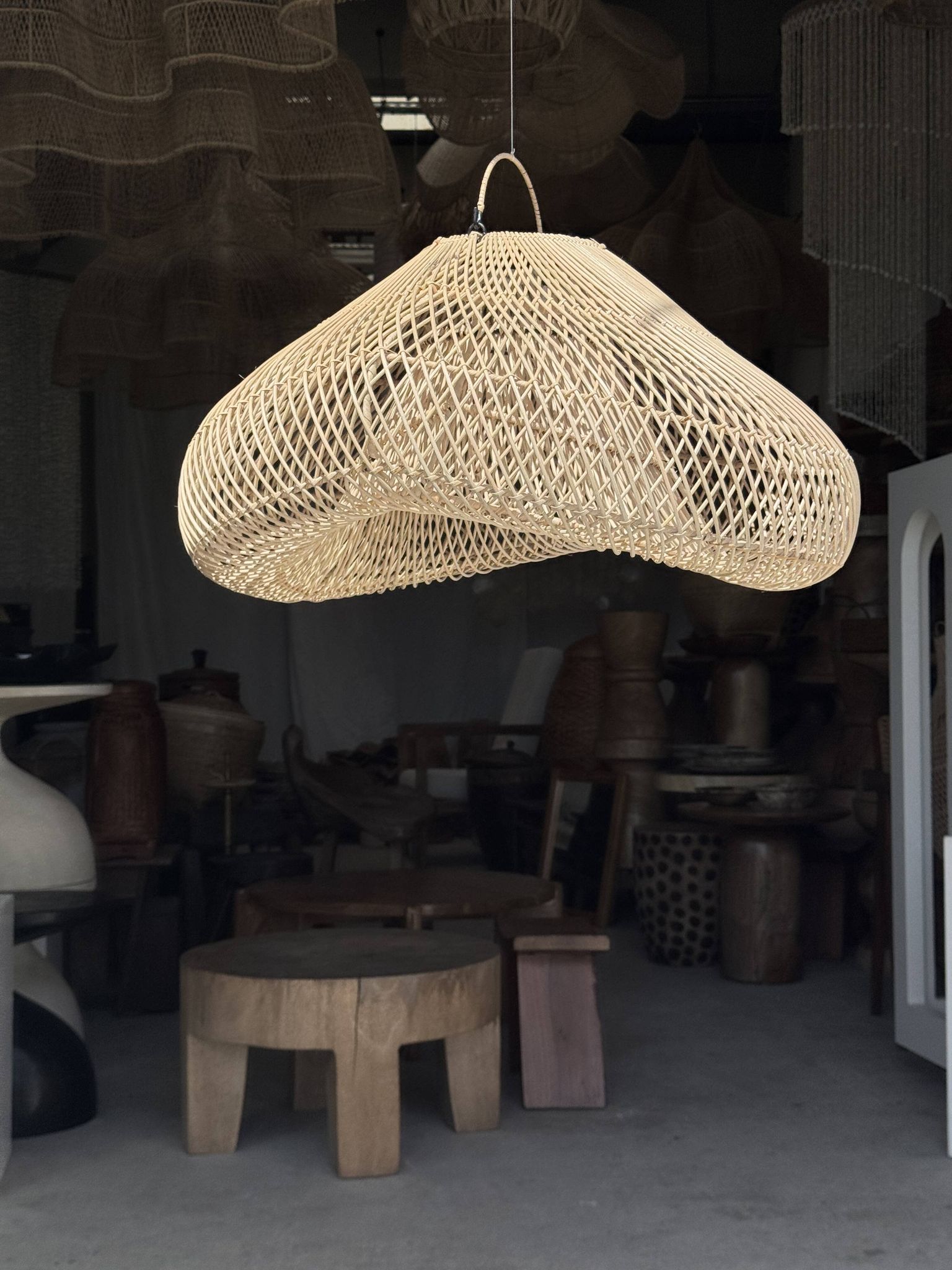 Suspension or rattan lampshade in the shape of a cloud or flattened bubble D60 H35