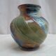 Pottery vase Glossy has facets