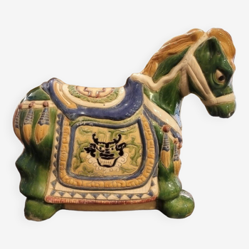 Grande figurine de cheval en céramique