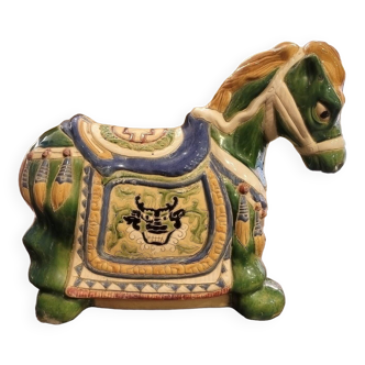 Grande figurine de cheval en céramique