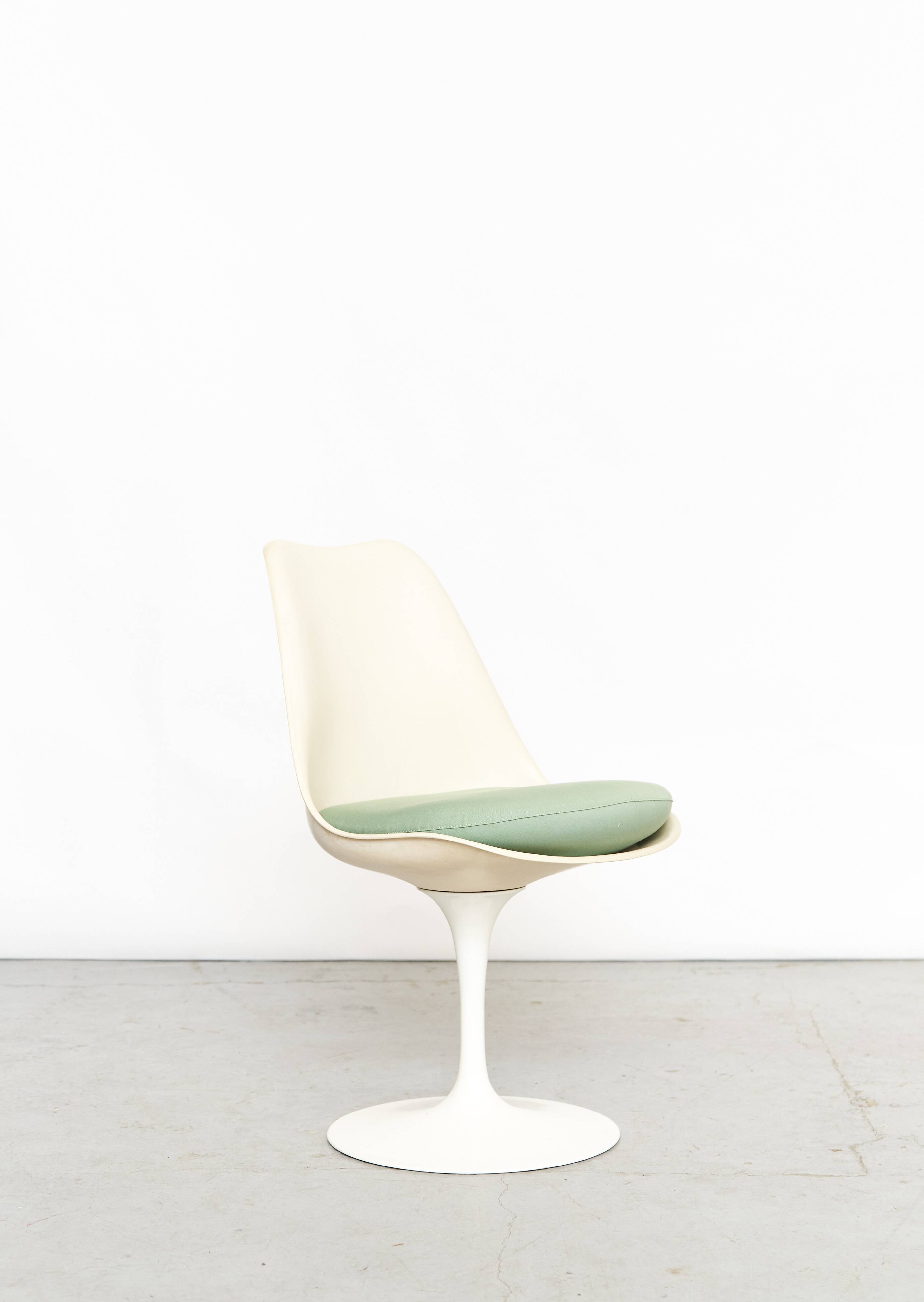 Eero Saarinen Tulip Chair for Knoll International