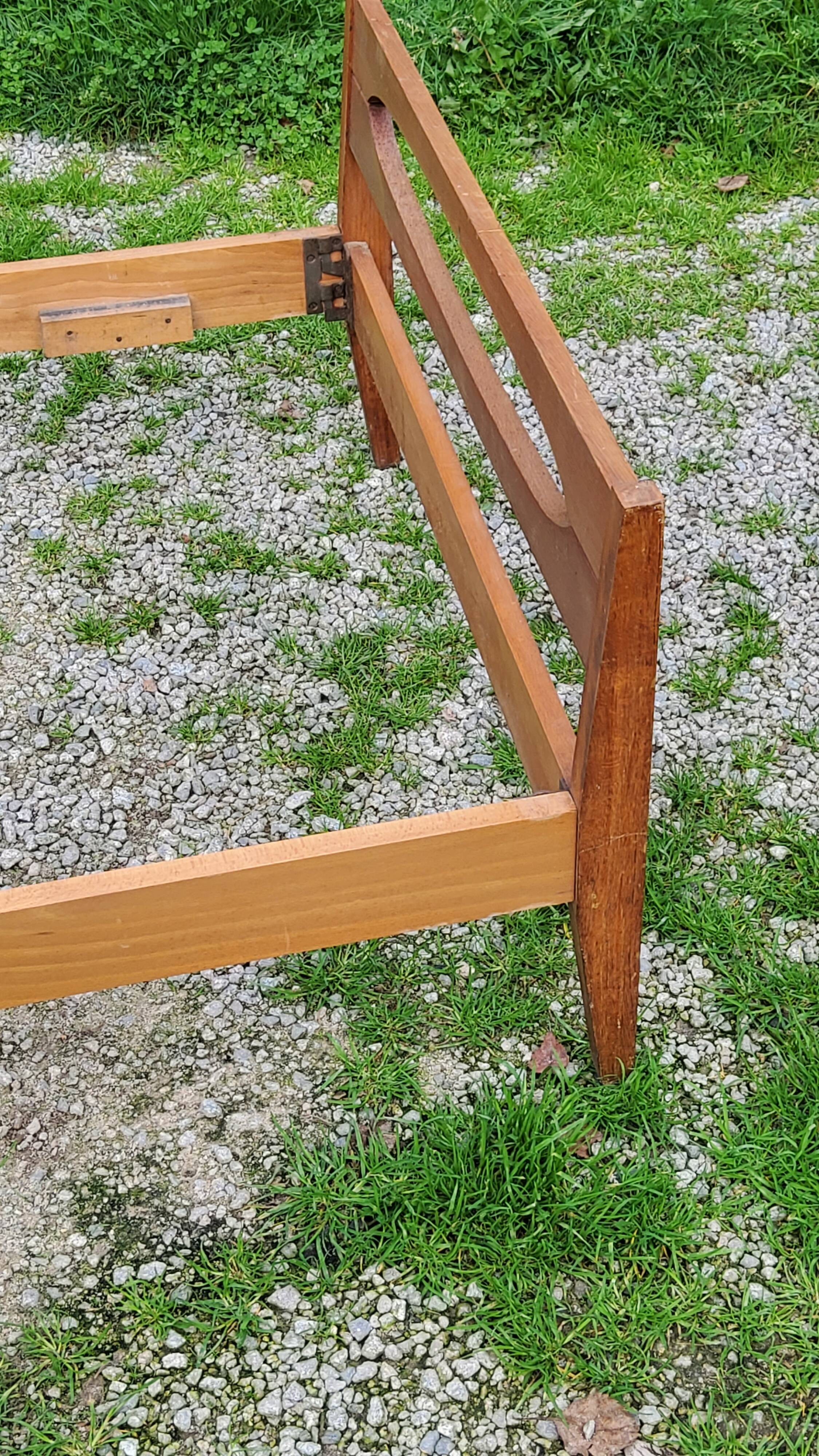Vintage 50s oak daybed