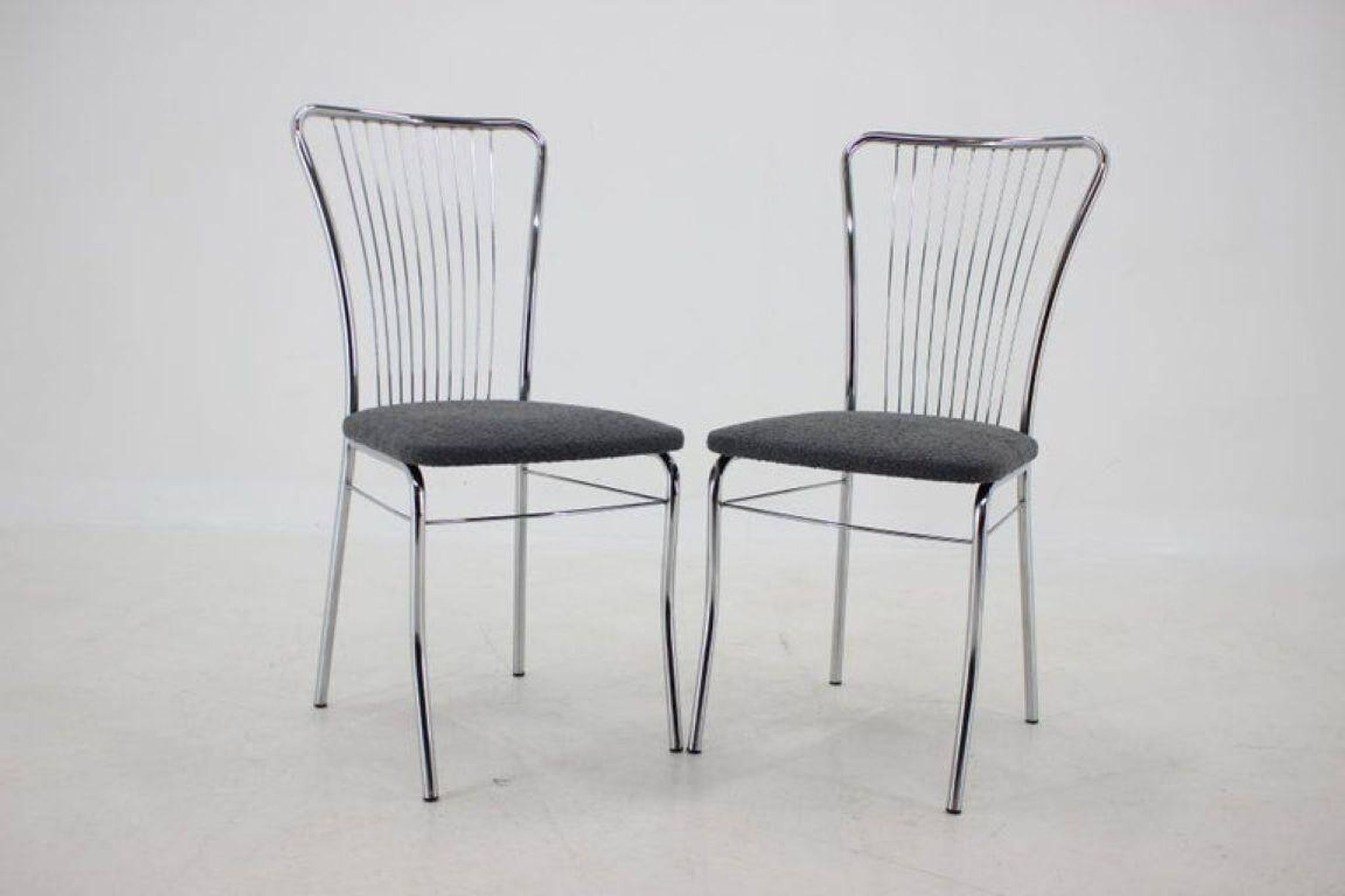 Set of Six Italian Chrome and Bouclé Dining Chairs, 1970s