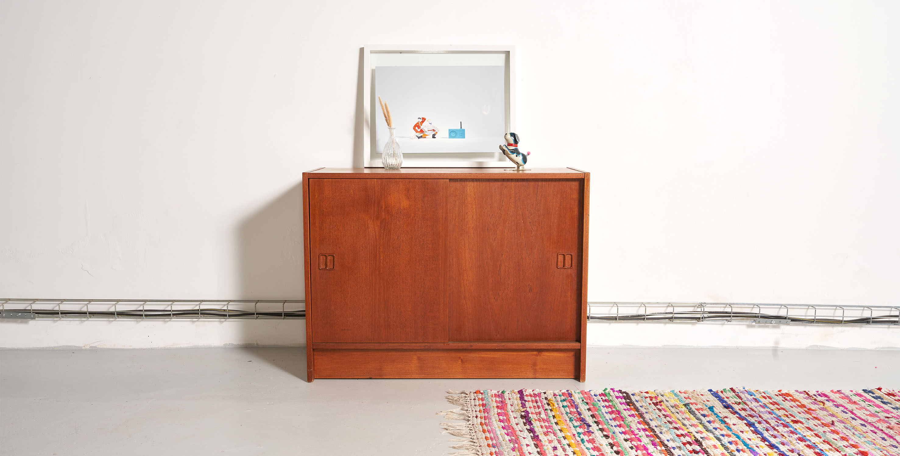 Danish furniture 1960-70 sliding doors