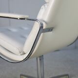 Armchair "Space Age"". Steel and imitation leather. Swivel. France, 70s