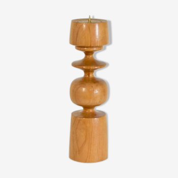 Candle holder in turned solid wood and brass