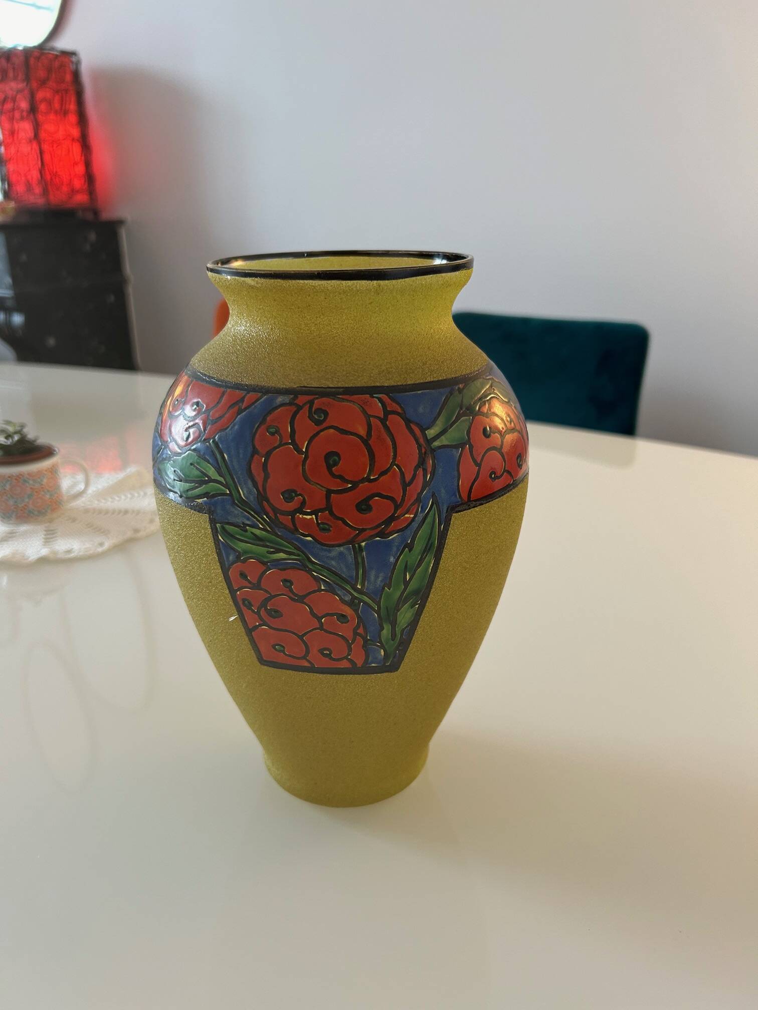 Vase art deco annees 1930 verre emaillé signe verrerie Leune