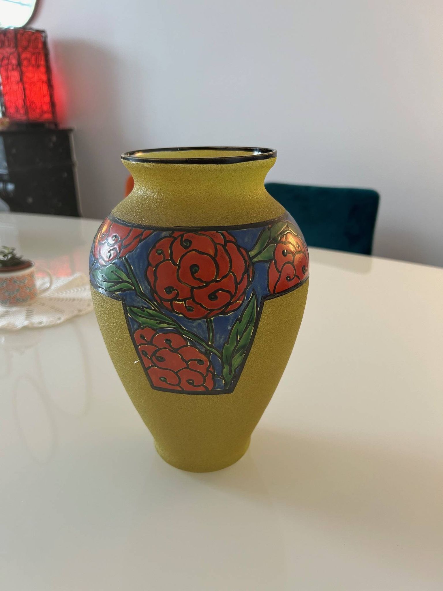 Art Deco vase from the 1930s in enamelled glass by Leune glassworks
