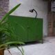Comptoir industriel en acier vert