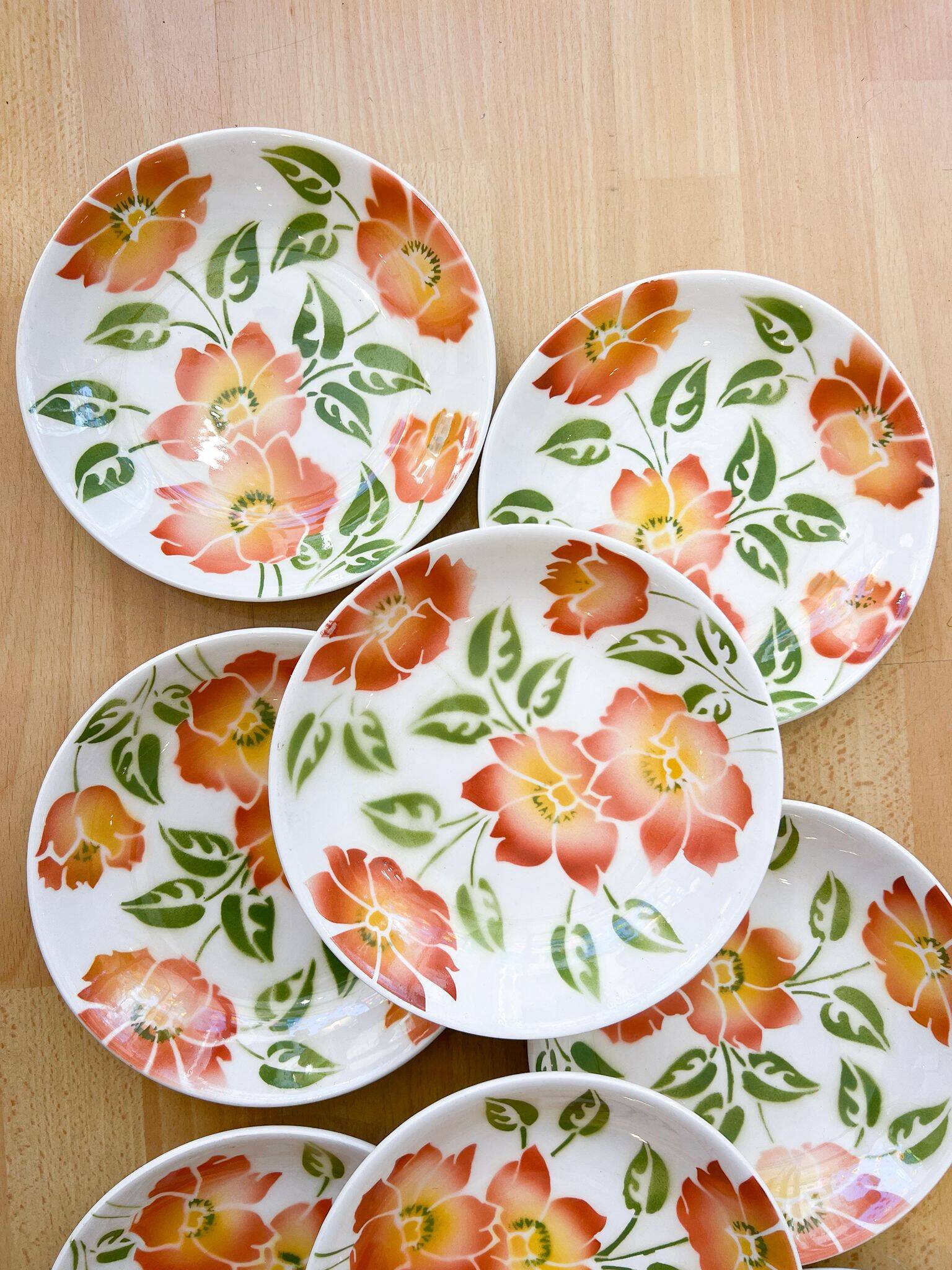 8 deep plates Moulin des Loups