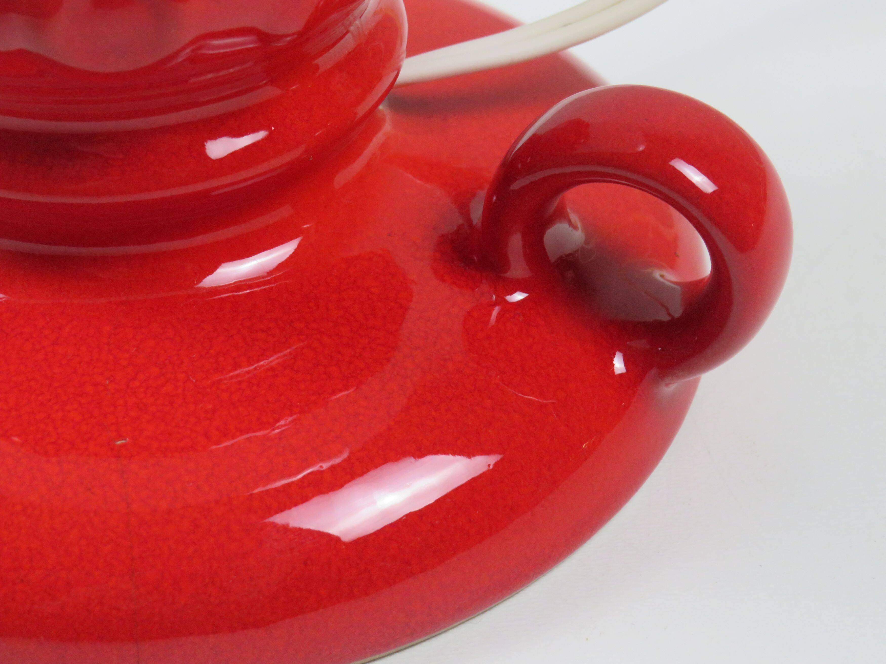 Lampe de table vintage en céramique rouge par Massive, Belgique 1970