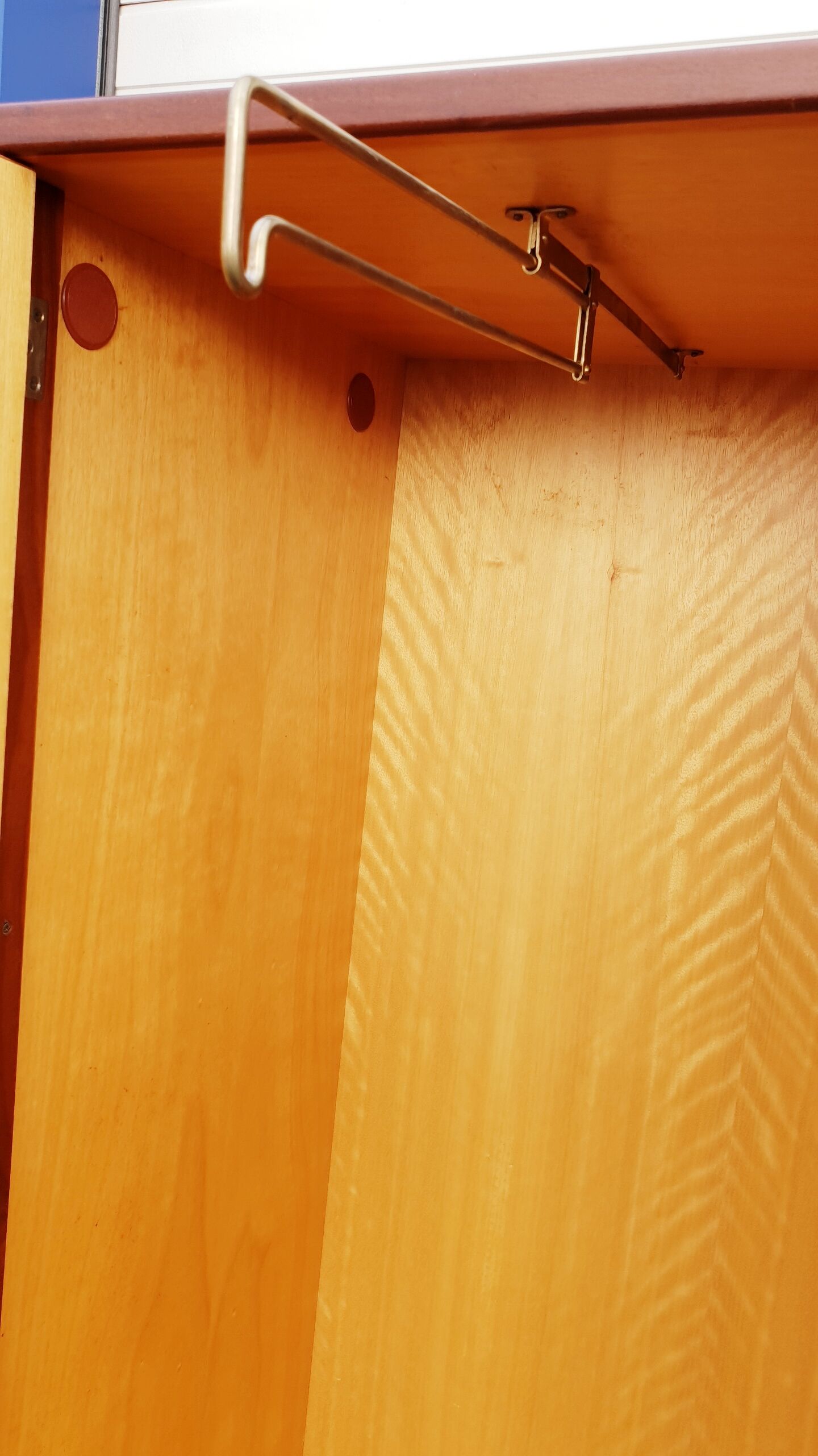 Scandinavian secretary cabinet