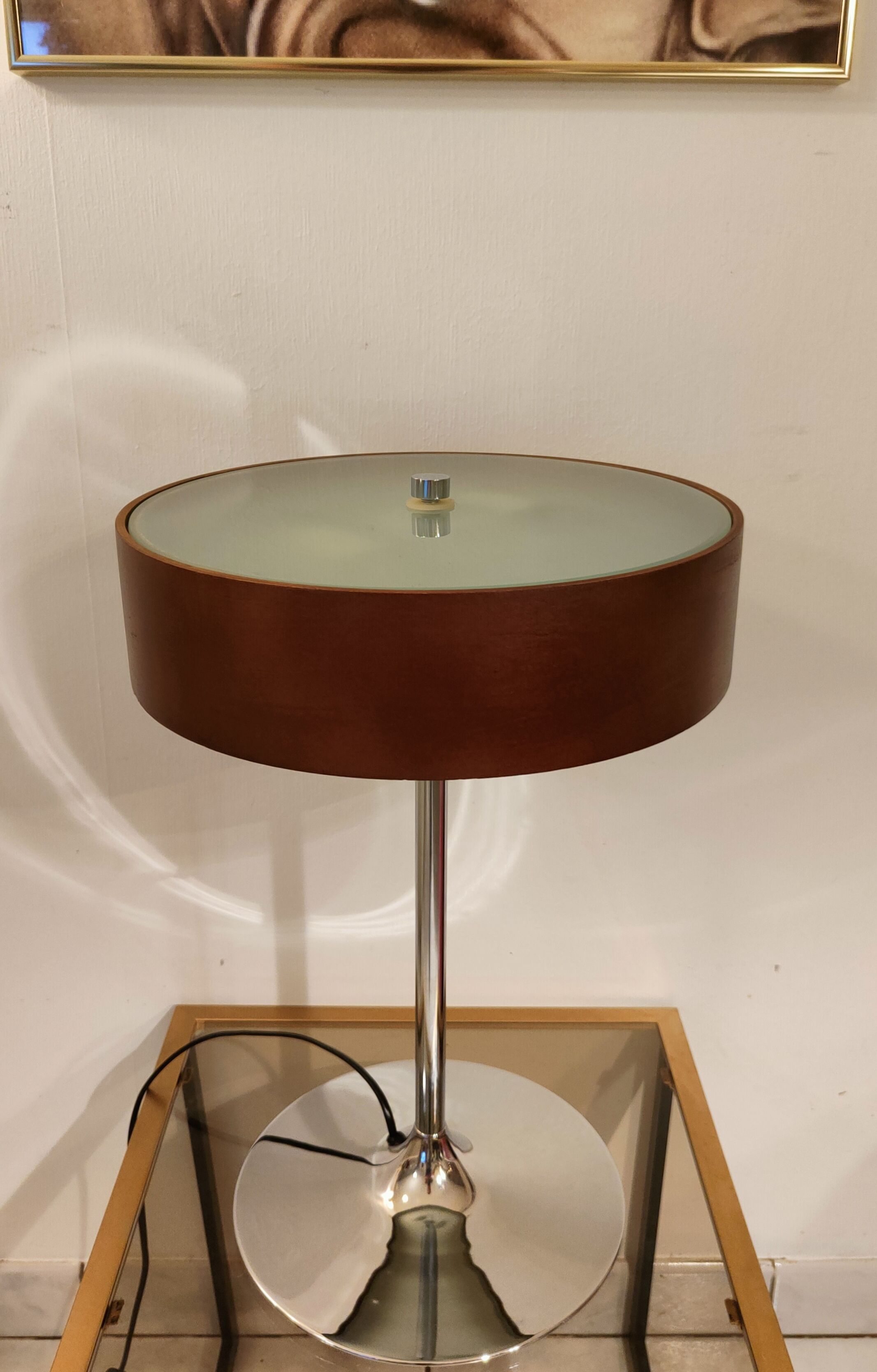 Retro lamp foot tulip and wooden lampshade