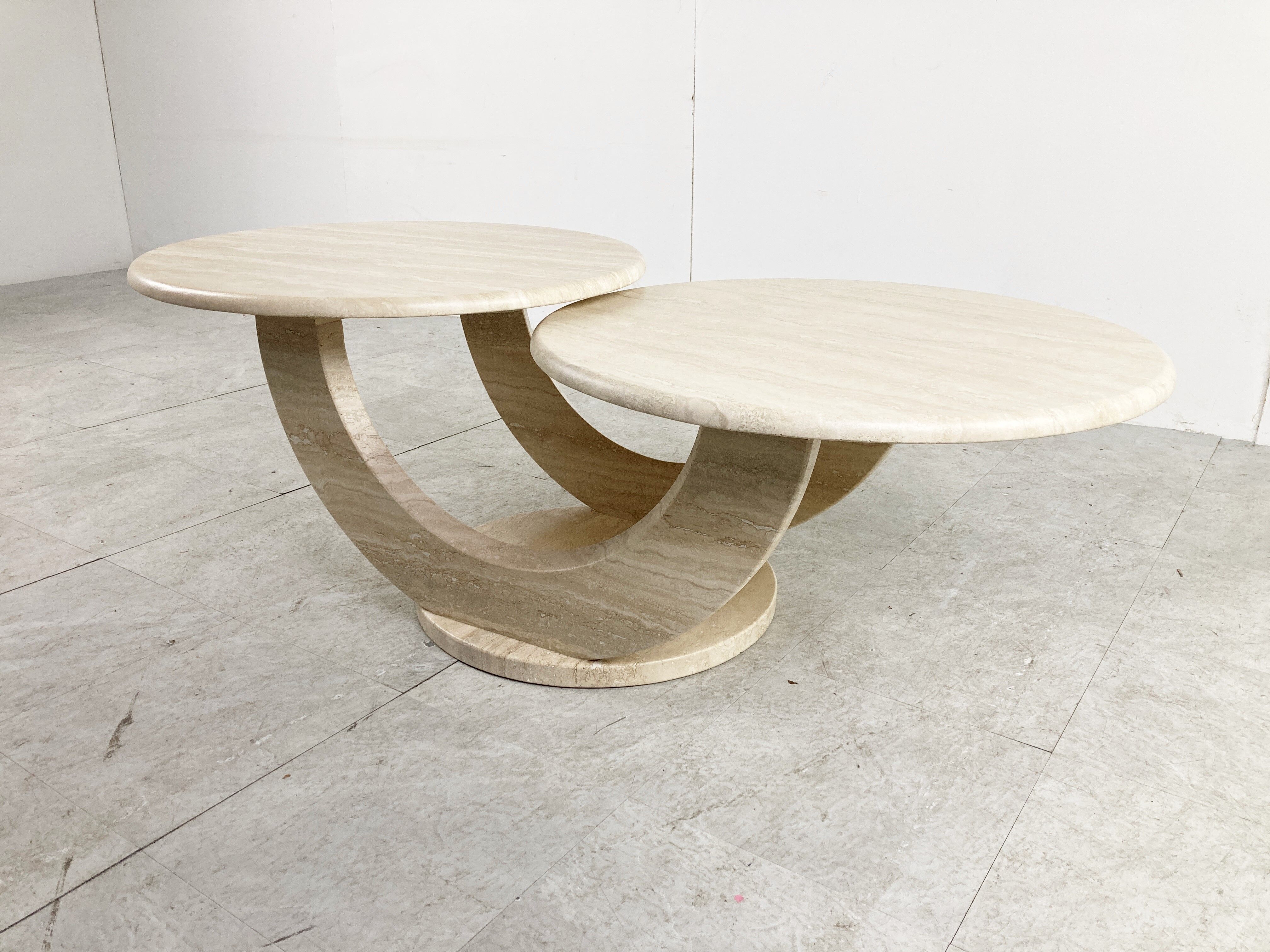 Table basse en travertin à deux niveaux, années 1970