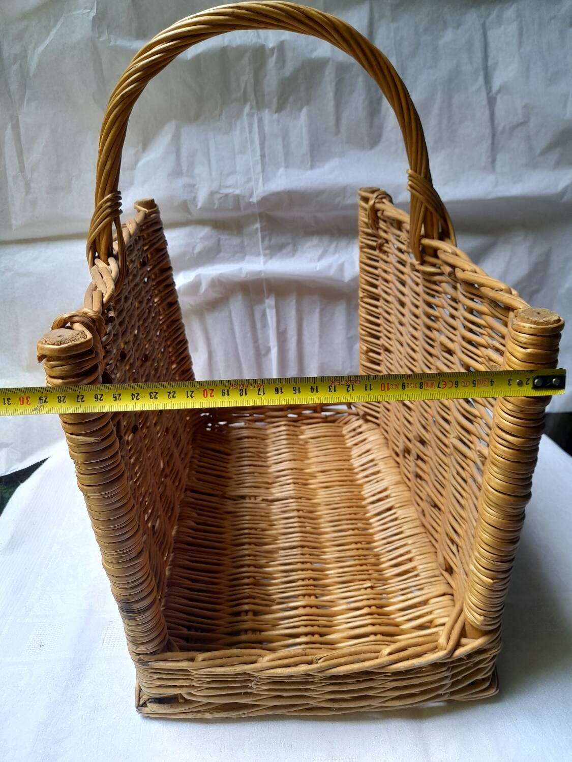 Panier rotin pour bois,niche, couture...