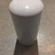 Pot en porcelaine blanche