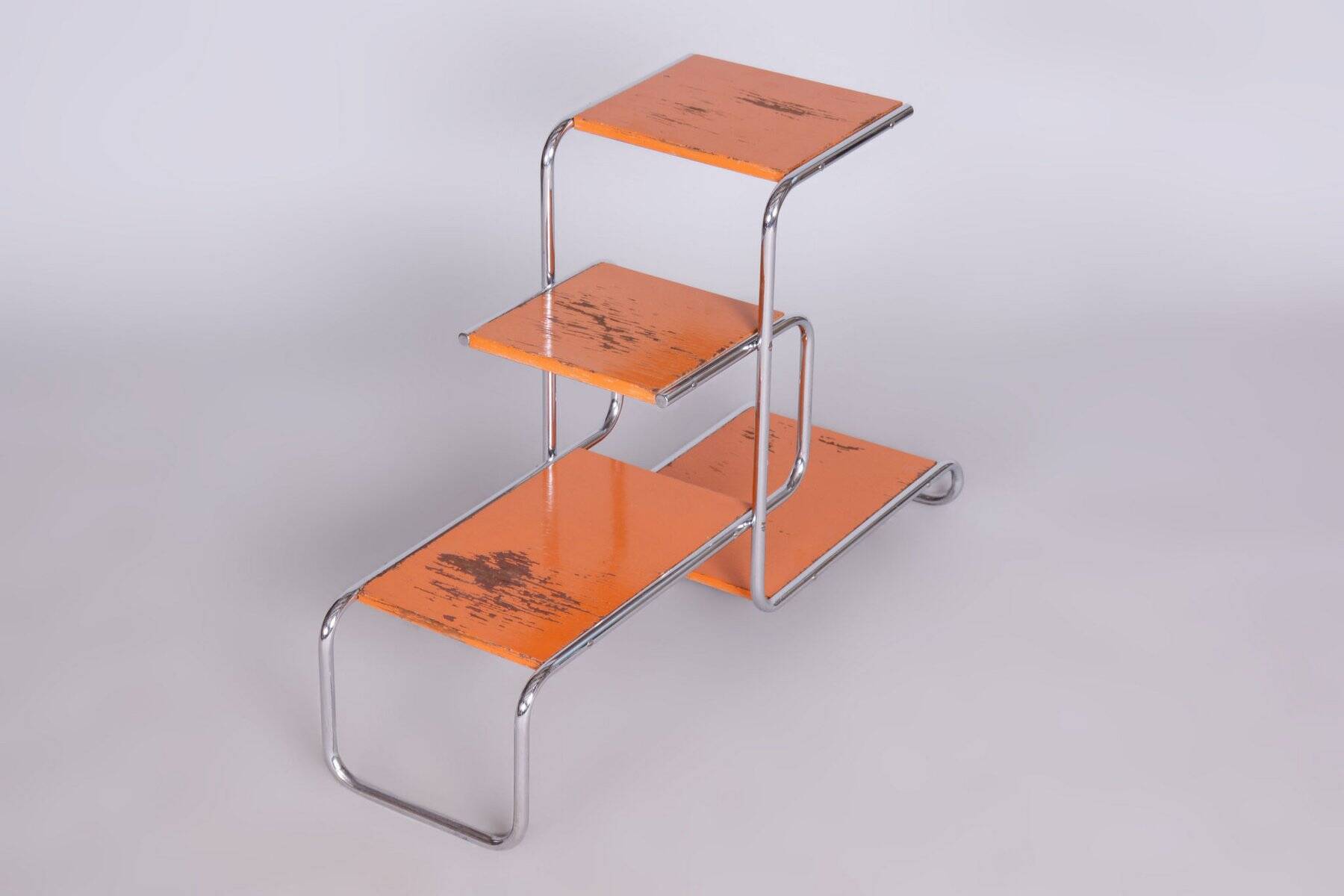 Bauhaus Chrome-Plated Steel and Lacquered Wood Shelf, 1930s