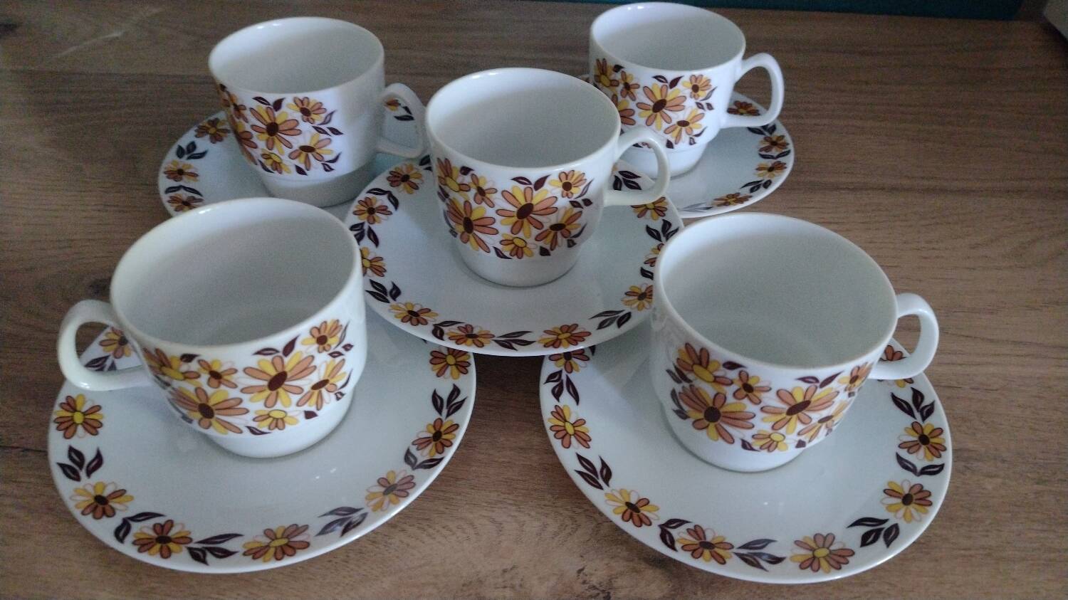 5 Epiag fine bohemian porcelain cups