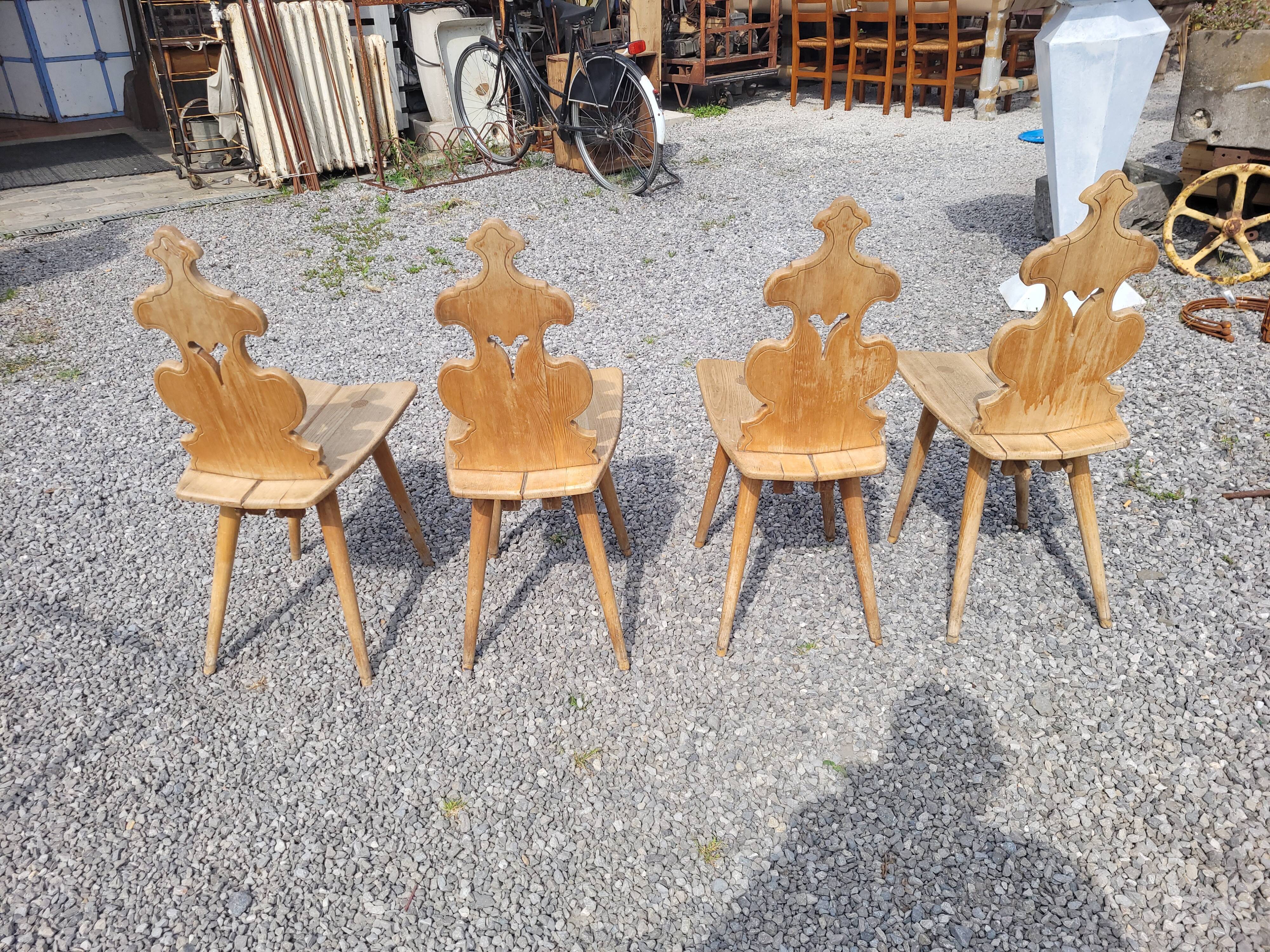4 old Alsatian oak chairs