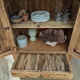 Standing man's wardrobe