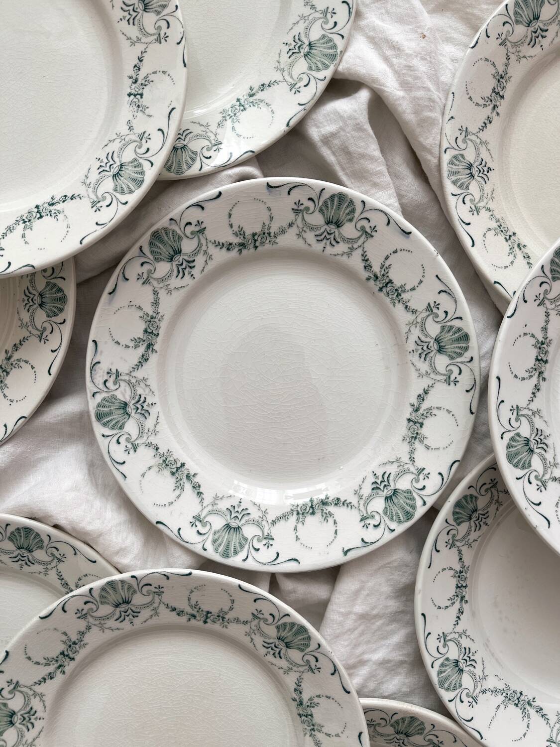 12 Lunéville "Garland" ironstone dessert plates