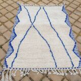 Handmade wool rug, size 150 x 300 cm