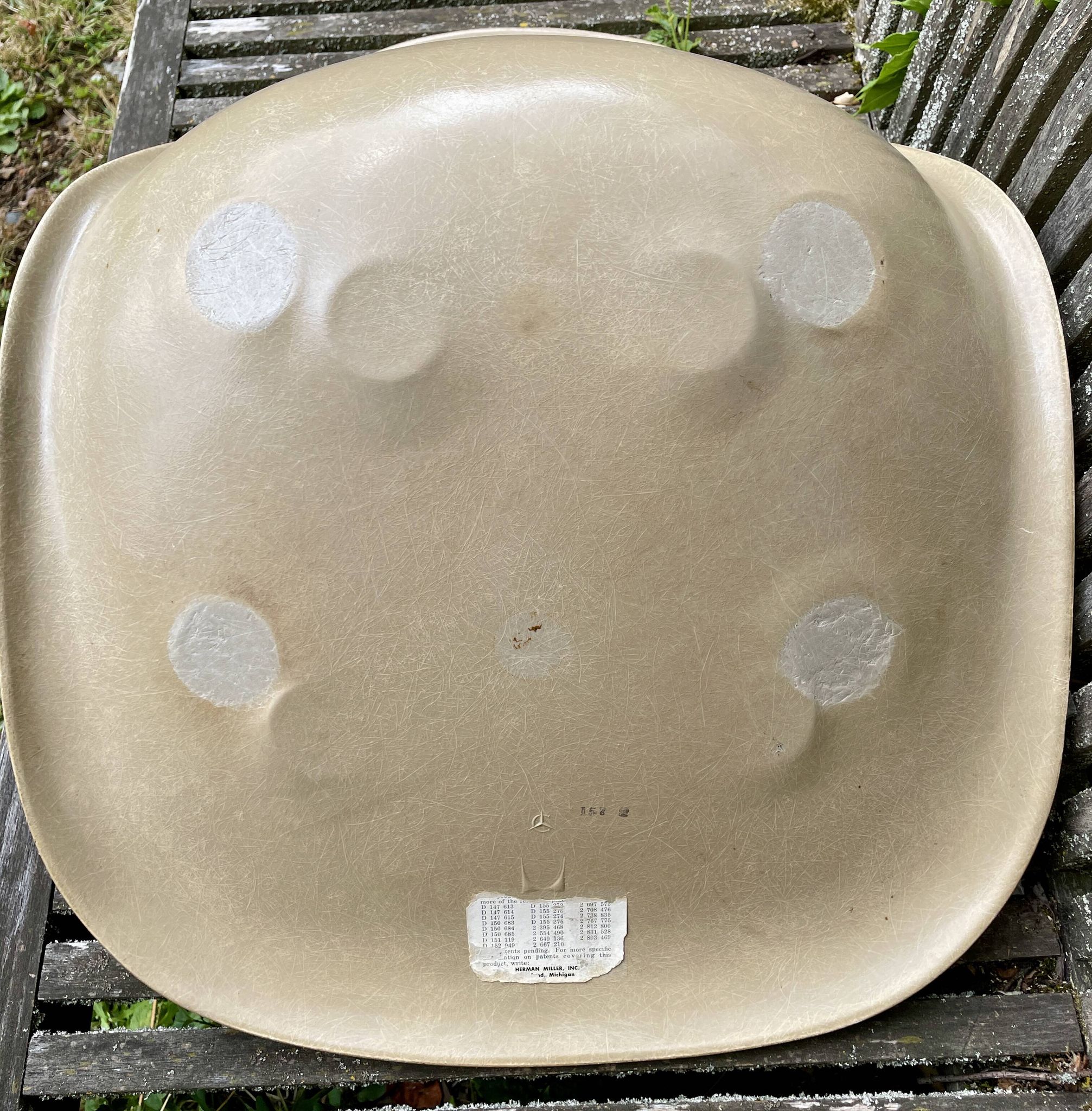 Shell Beige Fiberglass Side Chair Eames Vintage by Herman Miller