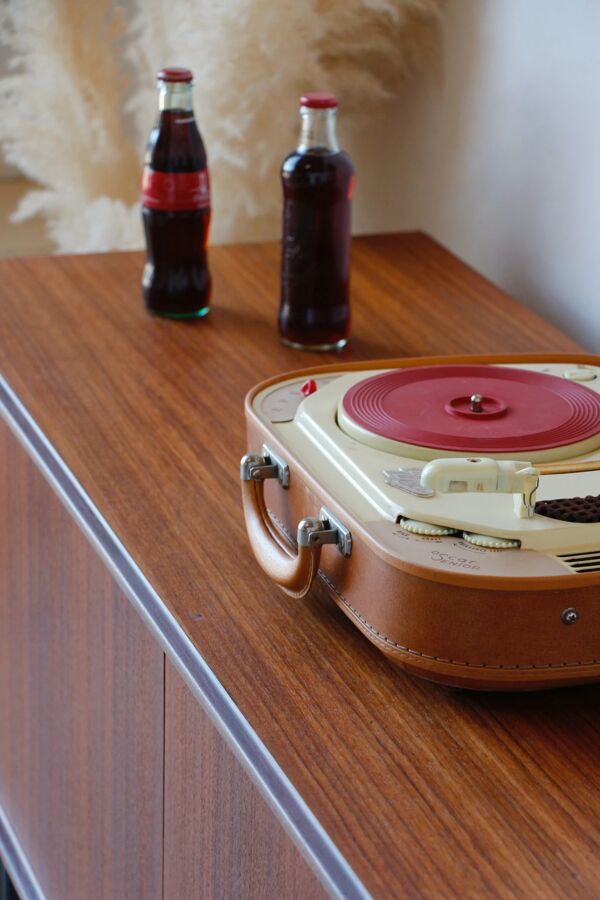 Meuble vinyle vintage G Plan en teck (années 60)