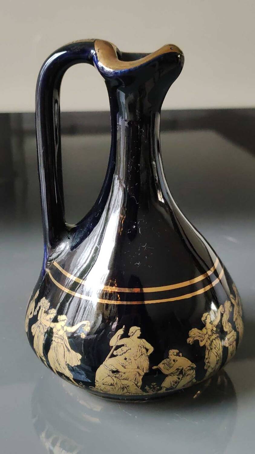 Small cobalt blue collectible greek vase/decor life scenes from greek mythology hand painted in 24c fine gold. 12 x 8 cm