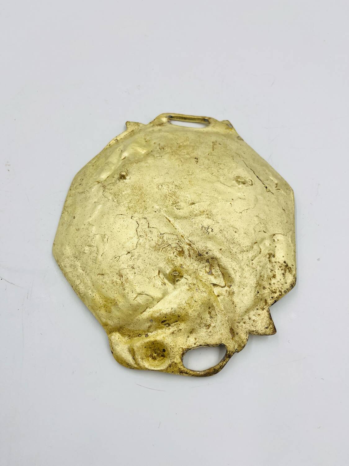 Art deco pocket emptier