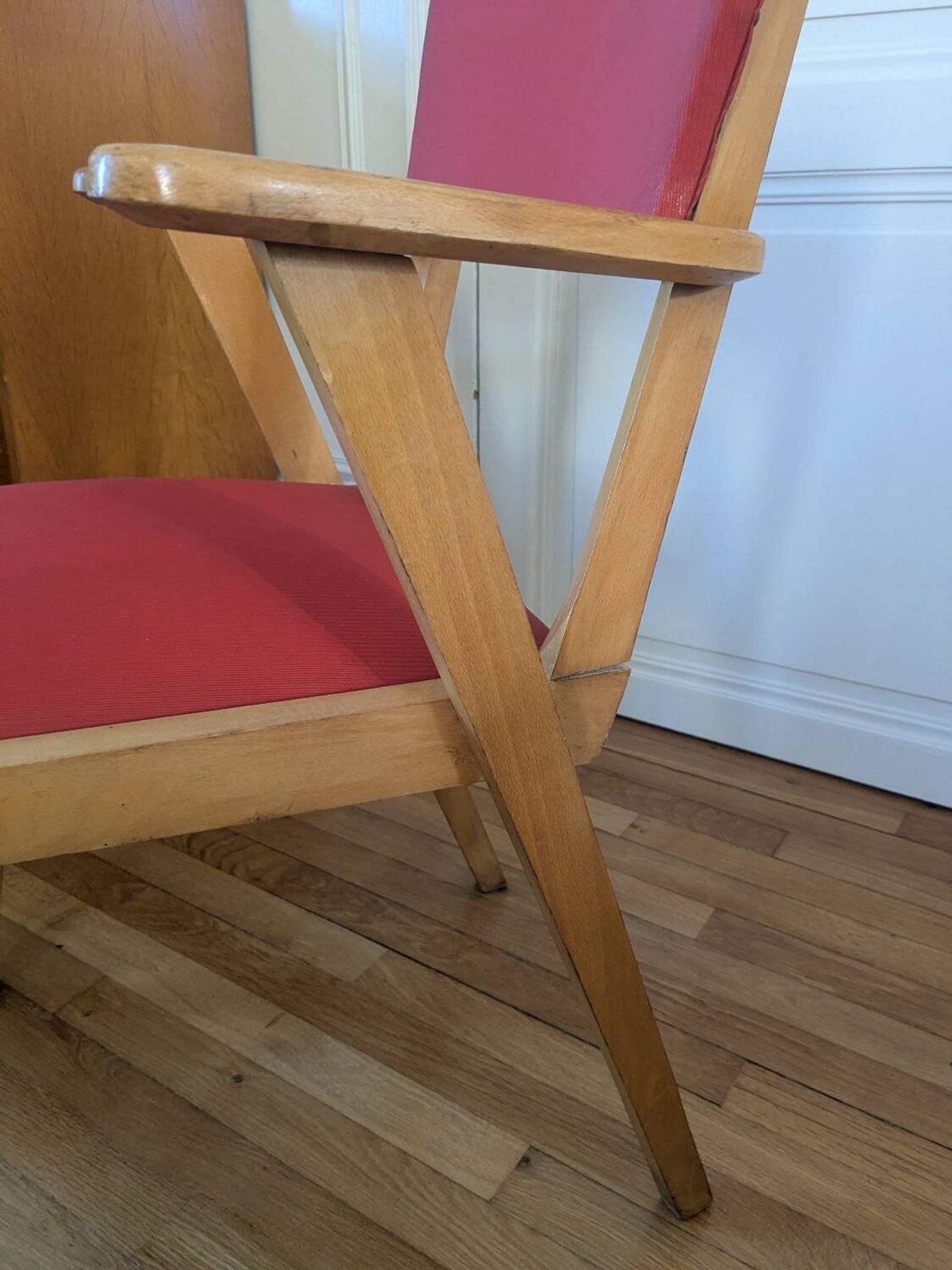Paire de fauteuils années 60