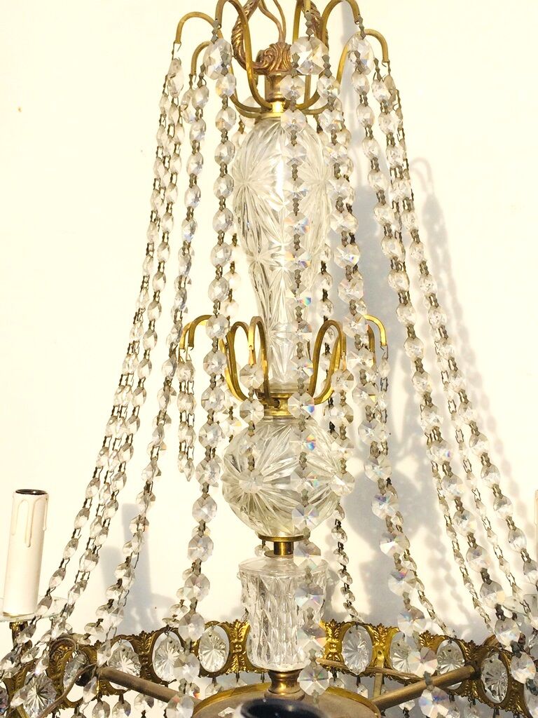 Hot air balloon chandelier 8 stamp fires
