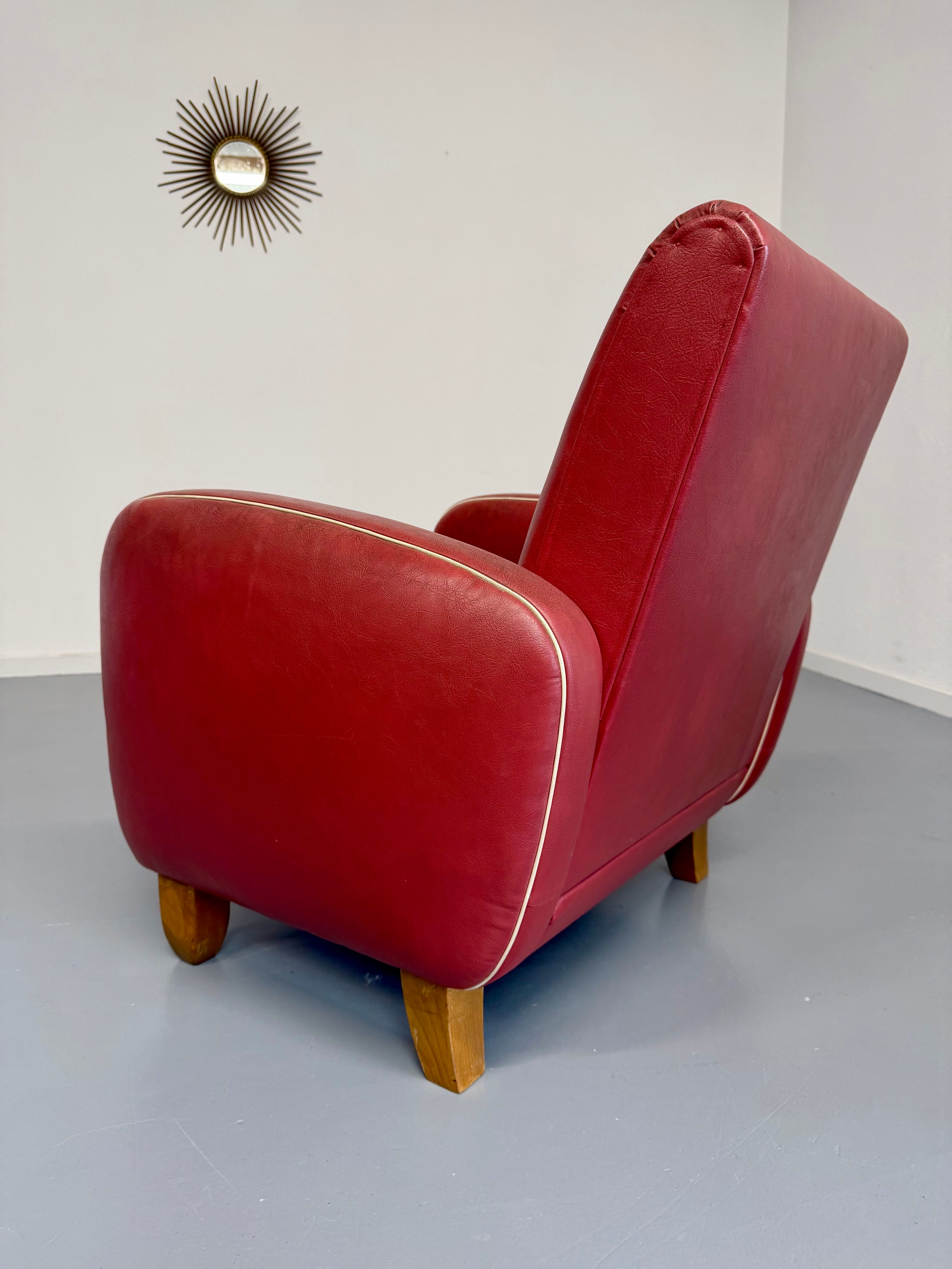 Vintage red faux leather Art Deco club chair from the 1940s/50s.