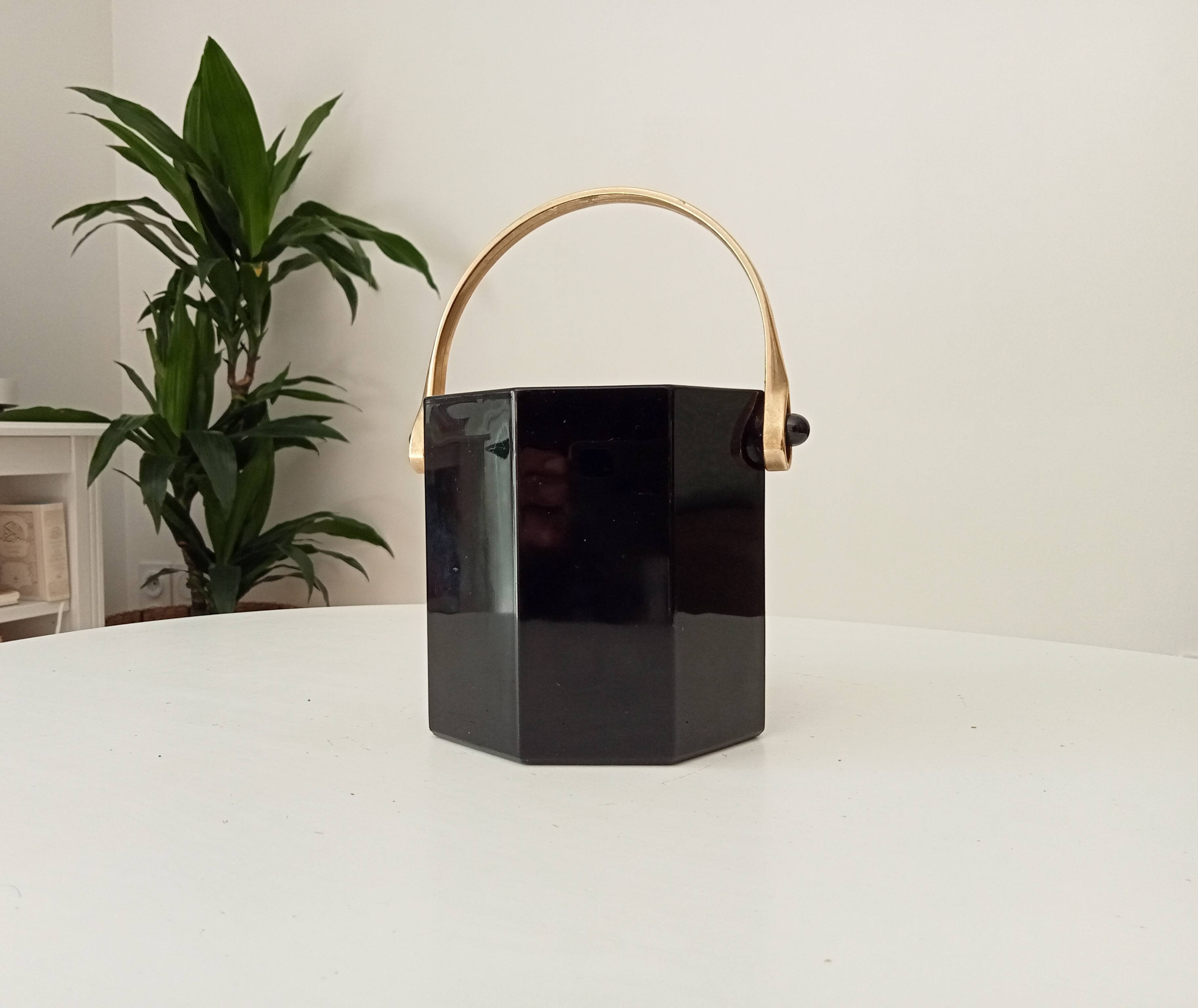 Art Deco ice bucket in black opaline and gilded brass